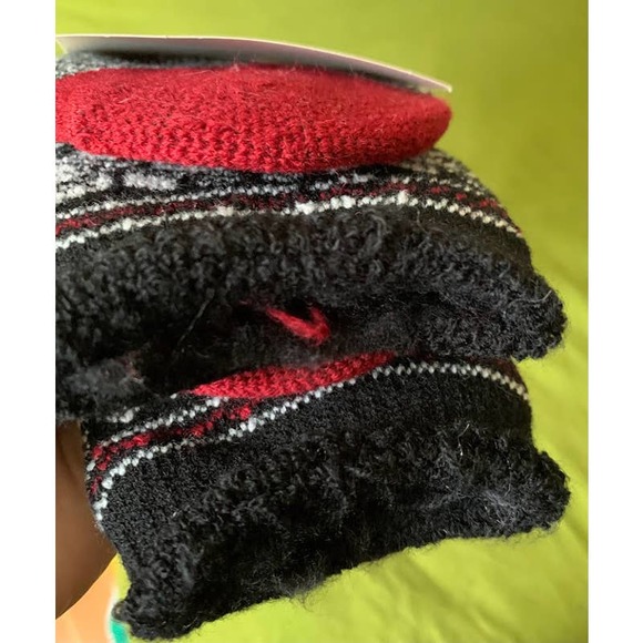 Muk Luks winter socks size 6-11 thermal raw edge insulated thick Nordic - Picture 5 of 6